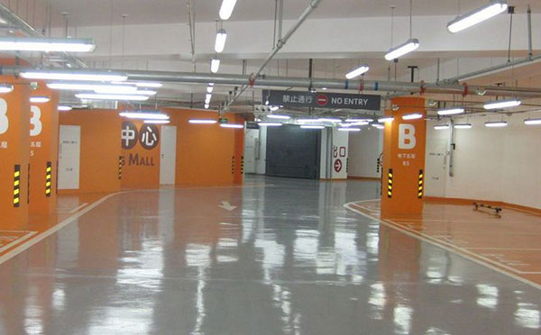 在榆中环氧地坪工程圈,每个地坪项目都是经过反复商讨改进、再商讨,才会得出一个甲乙双方都认可的价格。环氧地坪它是一种高强度、耐磨损、美观装饰效果的地面工程,分类广泛,造价相差也很大,大致可以分为:普通榆中环氧地坪、榆中环氧自流平地坪和功能性榆中环氧地坪。 在榆中环氧地坪工程圈,每个地坪项目都是经过反复商讨改进、再商讨,才会得出一个甲乙双方都认可的价格。环氧地坪它是一种高强度、耐磨损、美观装饰效果的地面工程,分类广泛,造价相差也很大,大致可以分为:普通环氧地坪、榆中环氧自流平地坪和功能性榆中环氧地坪。